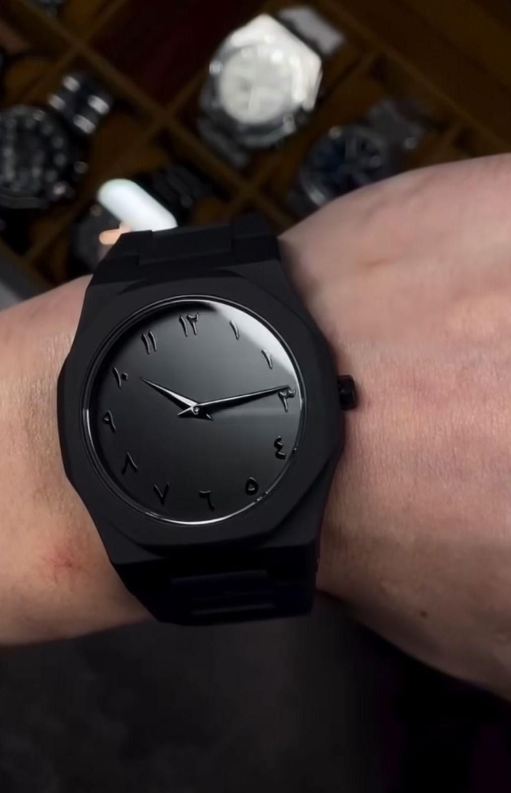 Arabic Dial Polycarbonate Analog Watch by ui3p09-ew