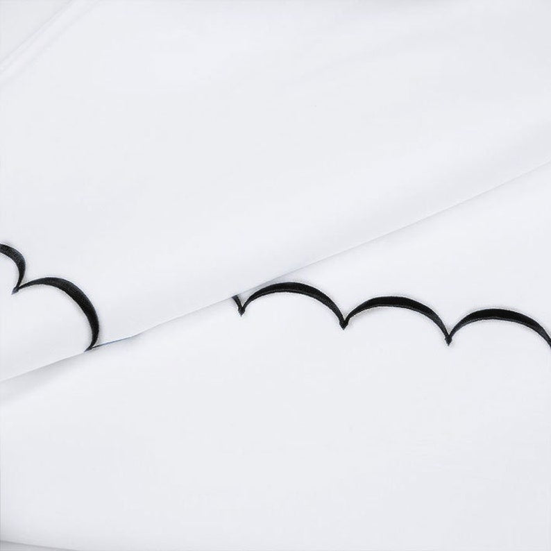 Scallops - Pure Linen Embroidered Edge Duvet Cover Sets by The Tangerine Store